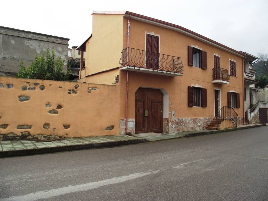 Casa singola in vendita a Ballao