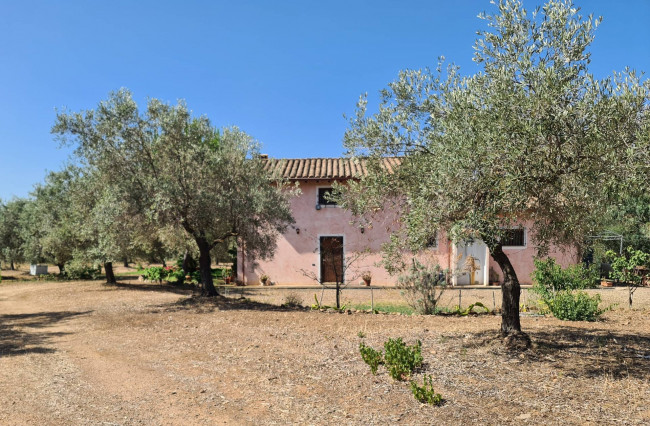 Casa indipendente in vendita a San Vito (CI)