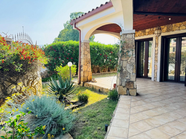 Villa in vendita a Castiadas