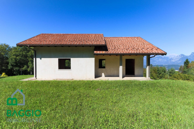 Villa in vendita a Borgo Valbelluna