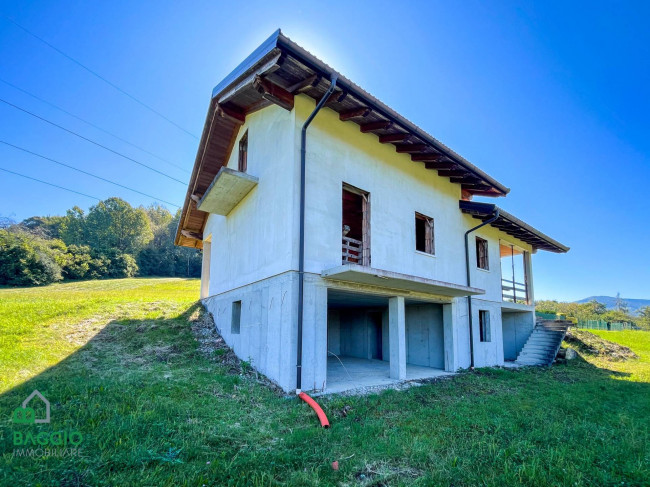 Villa in vendita a Borgo Valbelluna