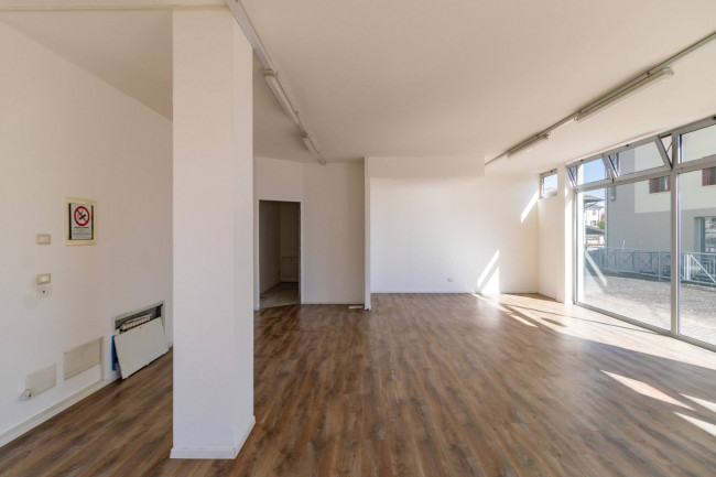 negozio/ Ufficio in vendita a Santa Giustina