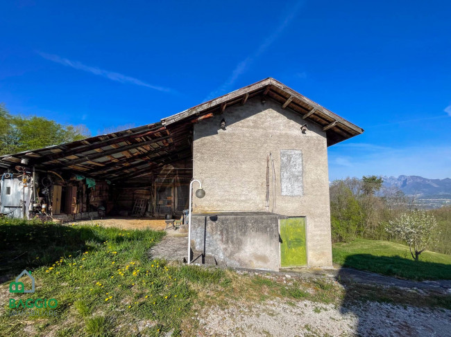 Casa singola in vendita a Limana