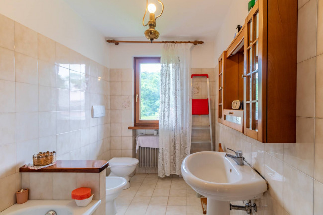 CASA A SCHIERA in vendita a Sedico