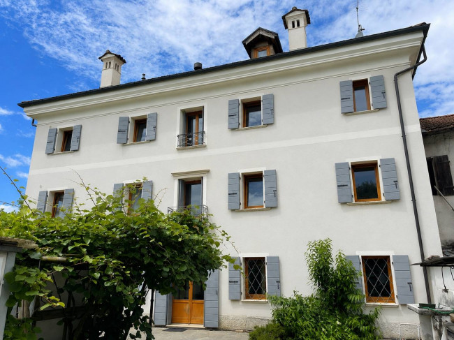 Villa in vendita a Sedico