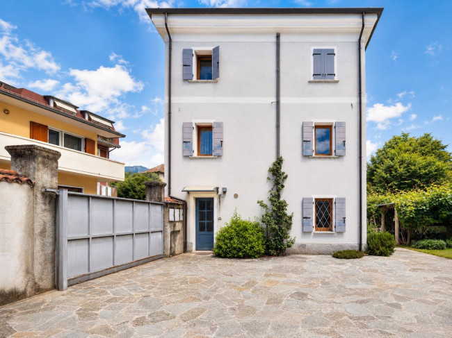 Villa in vendita a Sedico