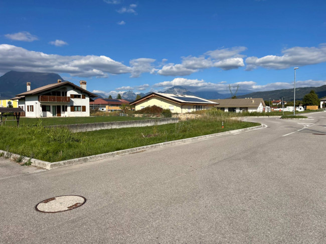 Terreno edificabile in vendita a Limana