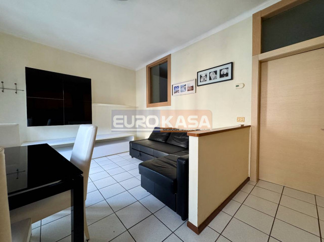 Appartamento in vendita a Osio Sotto