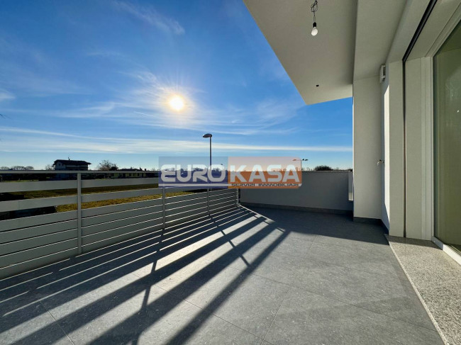 Attico in vendita a Osio Sopra