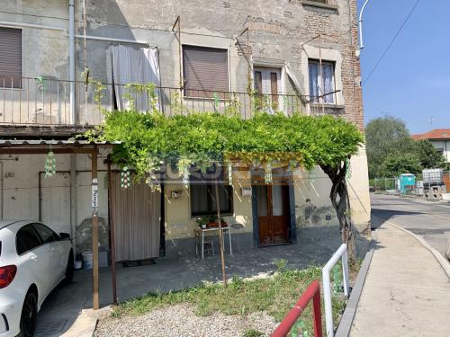 Rustico in vendita a Bonate Sopra