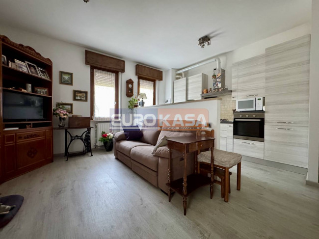Appartamento in vendita a Osio Sotto