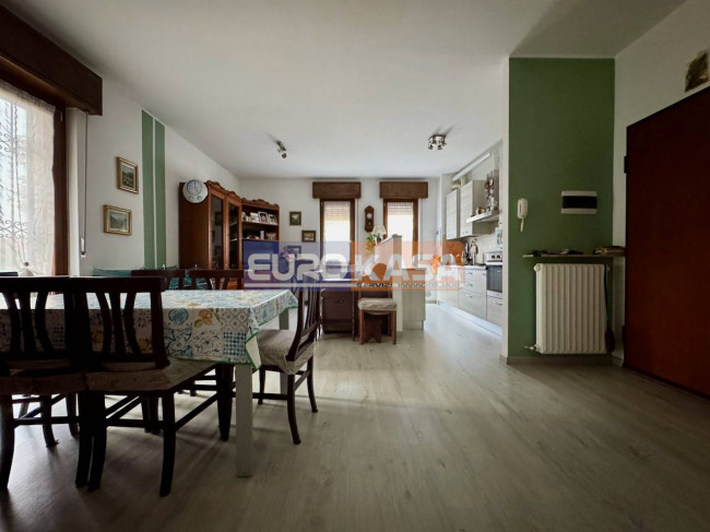 Appartamento in vendita a Osio Sotto
