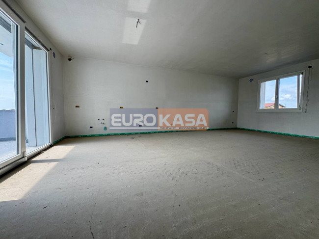 Attico in vendita a Osio Sopra