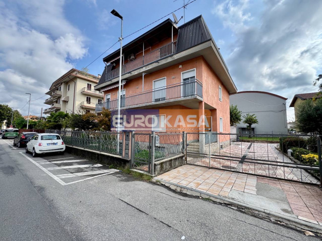 Appartamento in vendita a Osio Sotto