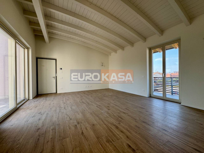 Attico in vendita a Osio Sotto