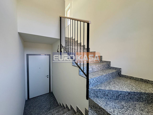 Attico in vendita a Osio Sotto