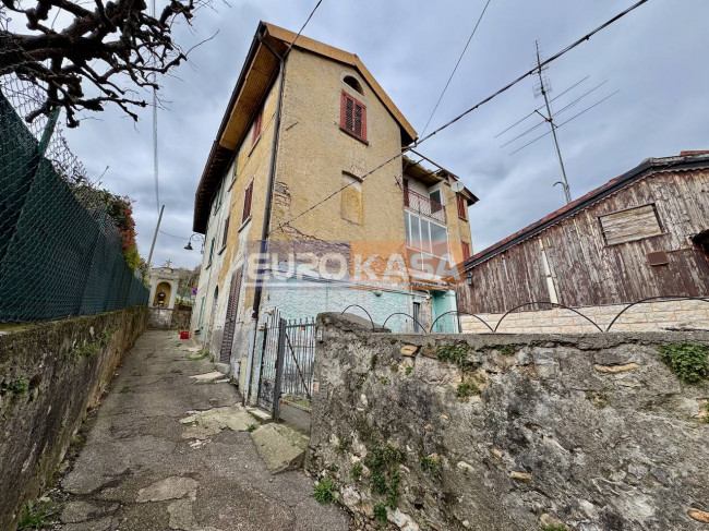 Rustico in vendita a Almenno San Salvatore