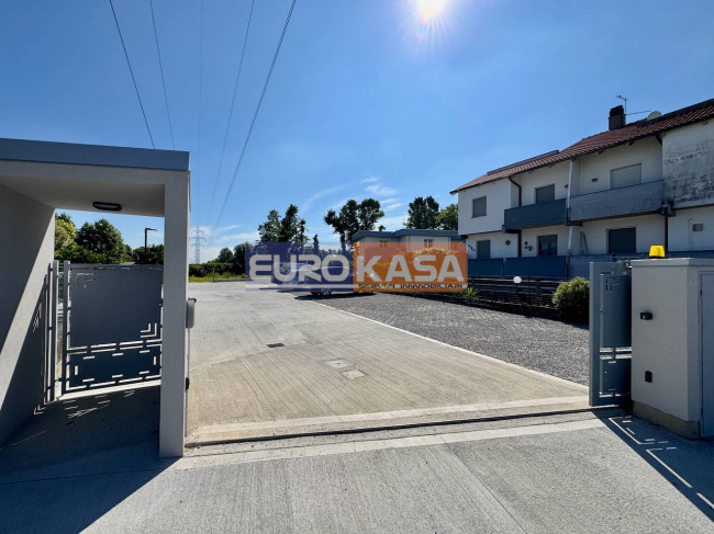 Villa in vendita a Pontirolo Nuovo