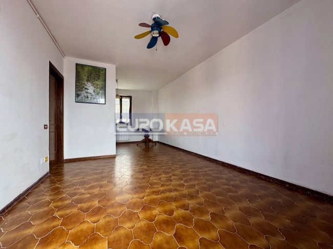 Appartamento in vendita a Osio Sopra