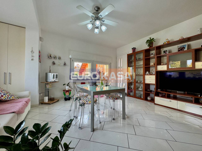 Appartamento in vendita a Osio Sotto