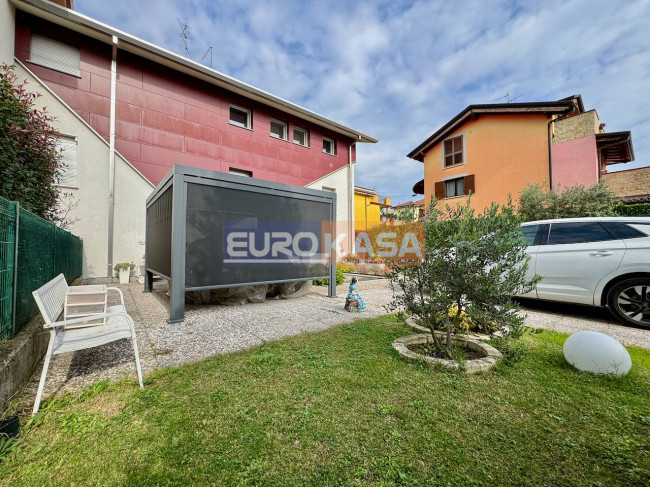 Appartamento in vendita a Osio Sotto