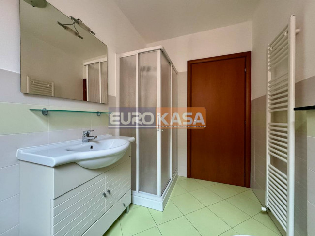 Appartamento in vendita a Osio Sopra