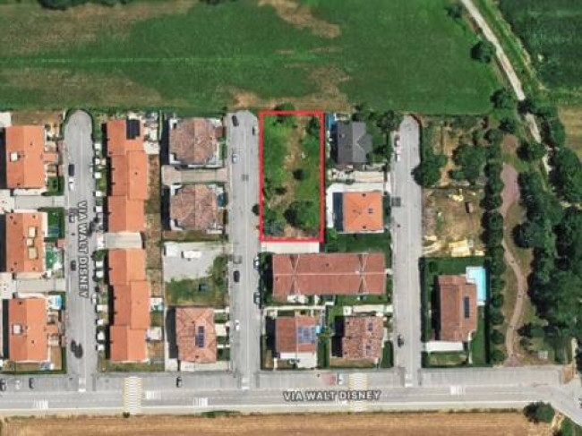 Terreno edificabile in vendita a Ciserano