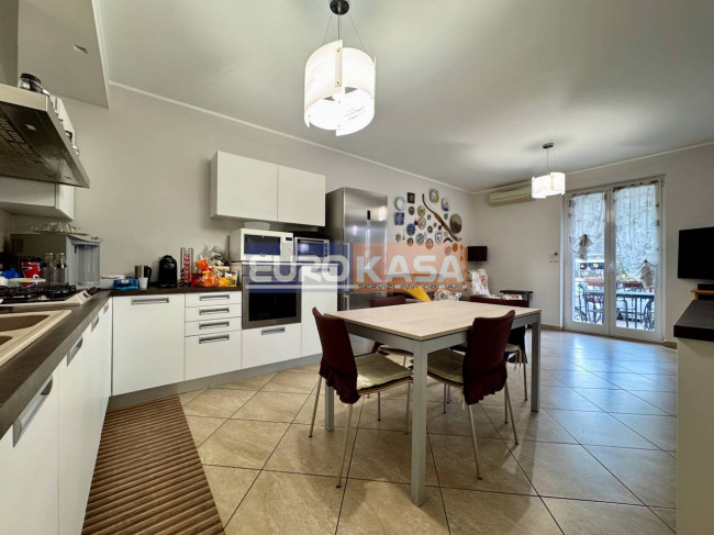 Villette a schiera in vendita a Osio Sopra