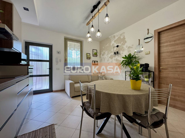 Appartamento in vendita a Brembate