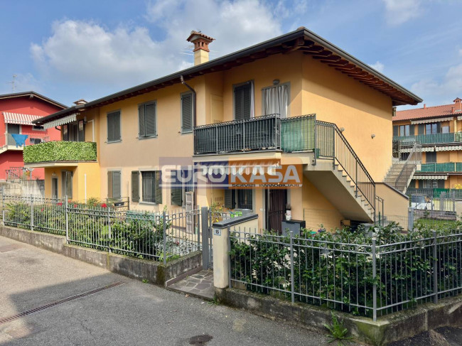 Appartamento in vendita a Brembate