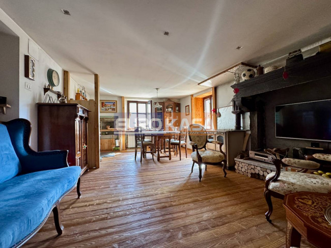 Casa singola in vendita a Mezzoldo