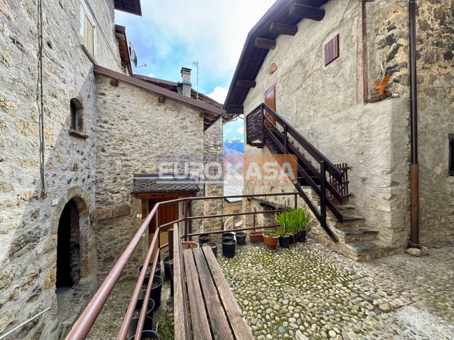 Casa singola in vendita a Mezzoldo