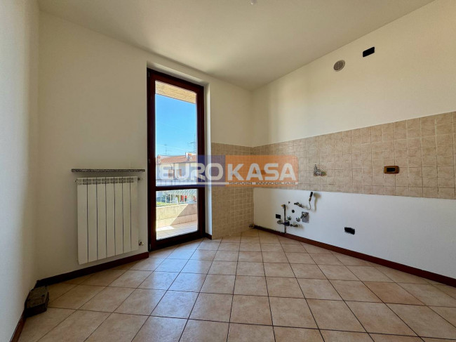 Appartamento in vendita a Osio Sopra