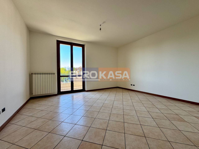 Appartamento in vendita a Osio Sopra