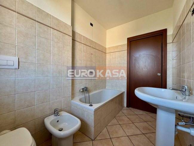 Appartamento in vendita a Osio Sopra