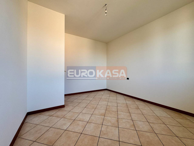 Appartamento in vendita a Osio Sopra