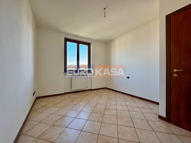 Appartamento in vendita a Osio Sopra