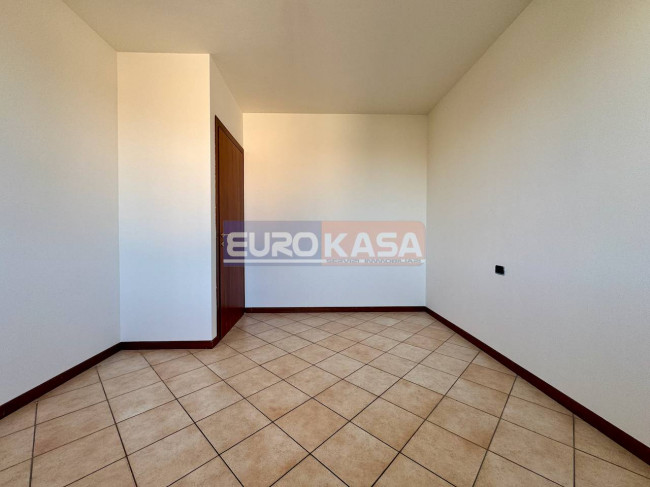 Appartamento in vendita a Osio Sopra