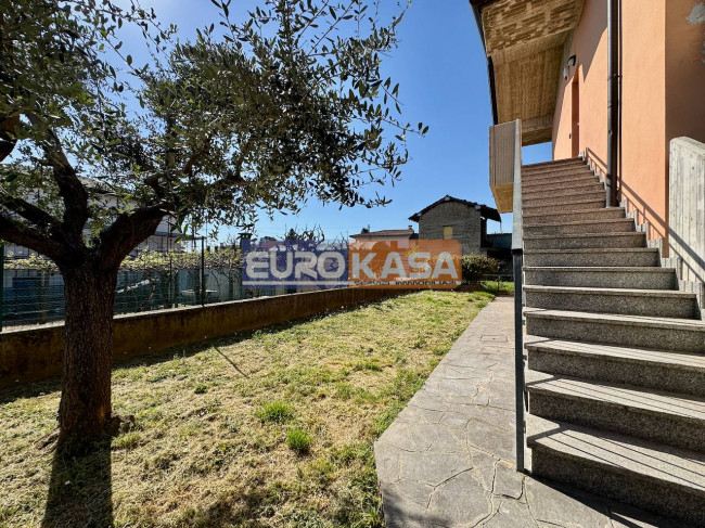 Appartamento in vendita a Osio Sopra