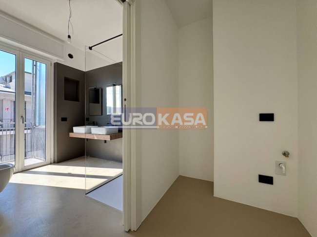 Appartamento in vendita a Bergamo