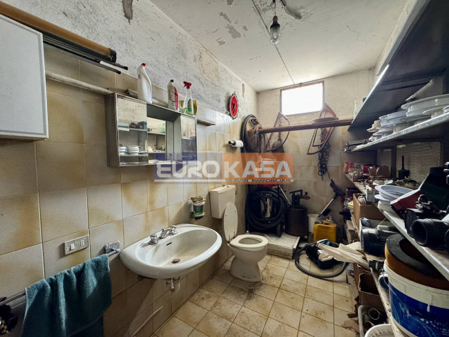 Magazzino in vendita a Osio Sotto