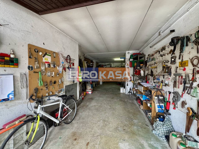 Magazzino in vendita a Osio Sotto