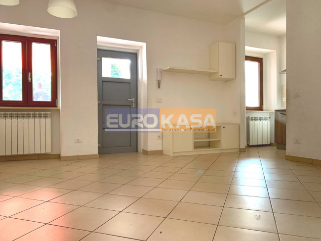 Appartamento in affitto a Osio Sotto