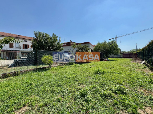 Villette a schiera in vendita a Osio Sotto