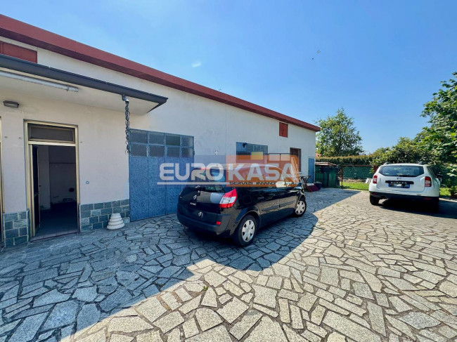 Villette a schiera in vendita a Osio Sotto