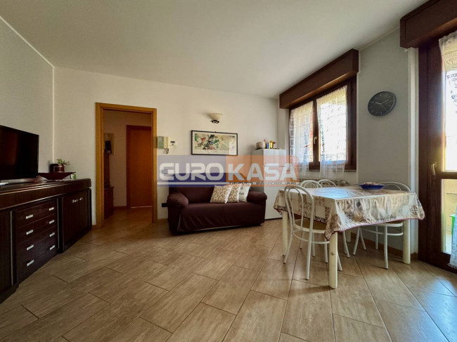 Appartamento in vendita a Bonate Sopra