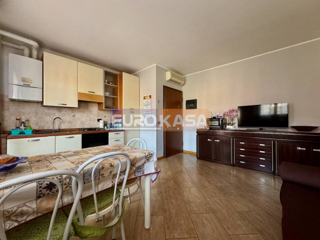 Appartamento in vendita a Bonate Sopra