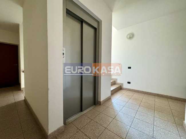 Appartamento in vendita a Bonate Sopra