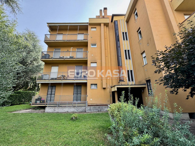 Appartamento in vendita a Osio Sotto