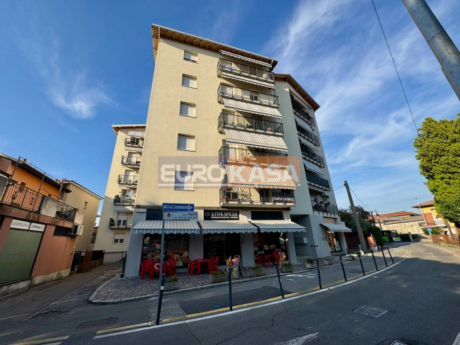 Appartamento in vendita a Osio Sotto
